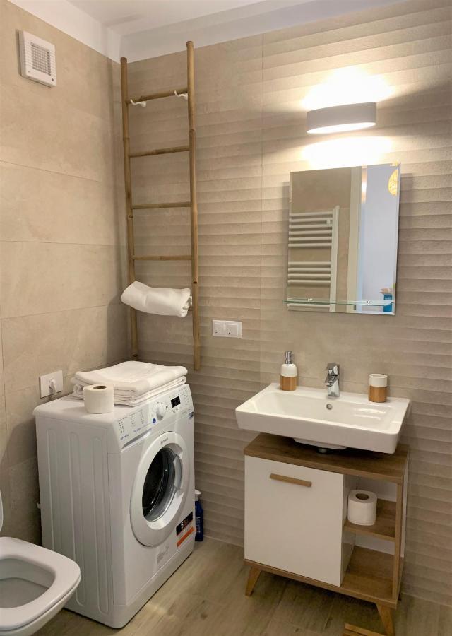 Bwa Zen Apartment Брашов Екстериор снимка